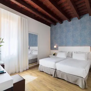 https://h10-raco-del-pi.topbarcelonahotels.com