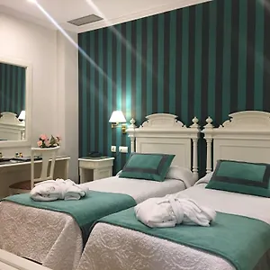 Adriano Boutique 3*, Siviglia Spagna