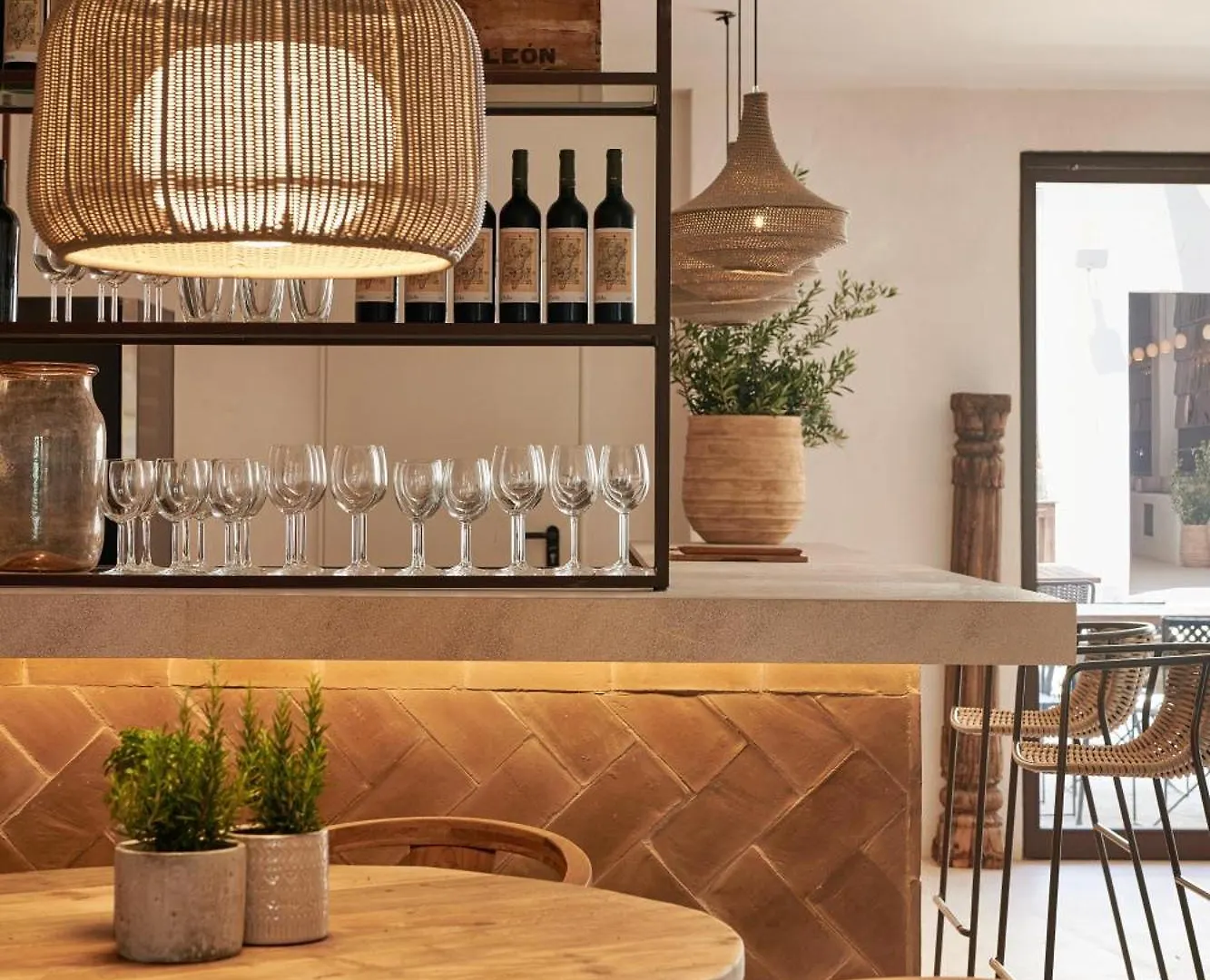 Barefoot Hotel Mallorca Puerto Colom İspanya